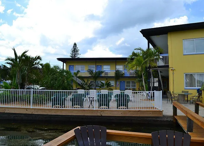 Surf N' Motel 2*
