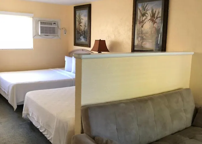 Surf N' Motel Clearwater Beach